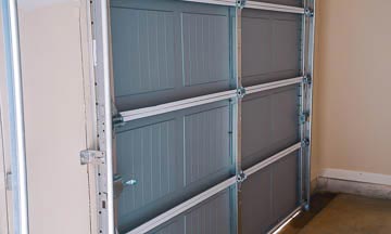 Steel residential garage door 